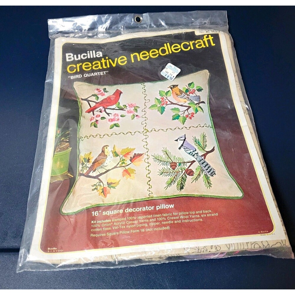 Bucilla Bird Quartet 16" Decorator Pillow Kit #2187 Needlecraft Embroidery